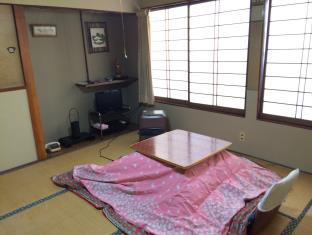 御宿 飯山館