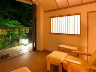 四万温泉 豊島屋