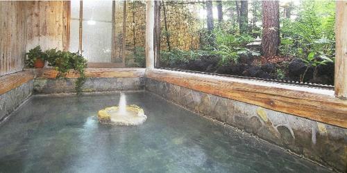 ペンション霊泉平右