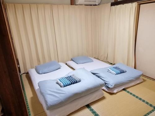 Yuri's Accommodation