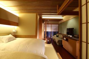 京小宿 八坂ゆとね