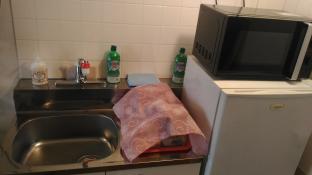 Sunny Room/5min from Subway and Airport Bus