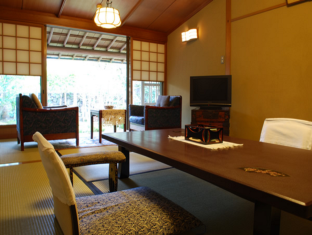 割烹旅館 もみや