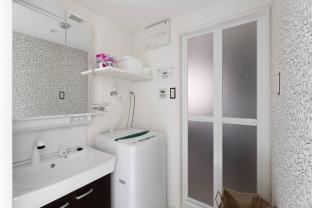 2 mins from Nankai Namba station (Namba area) 3c