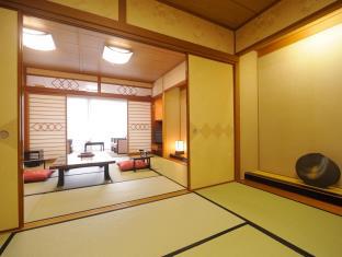 由布院 ことぶき 花の庄