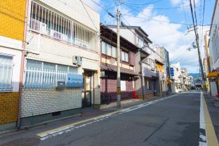 雲町屋小舟