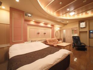 ホテル ファイン ガーデン 豊中 大阪国際空港(駐車無料 大人専用)