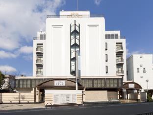 ホテル グランド ファイン 豊中南(駐車無料 大人専用)
