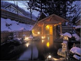 源泉掛流しの湯めぐりテーマパーク 龍洞