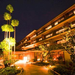 京都嵐山温泉 花伝抄