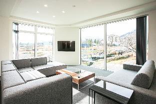 Bluebird Apartments
