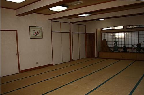 金時山荘