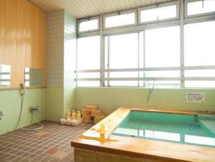 別府駅前ホテルはやし