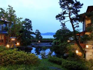 湯快リゾート 片山津温泉 矢田屋松濤園〈会席〉