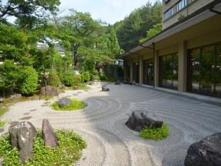 湯の花温泉　おもてなしの宿　渓山閣