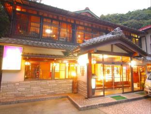 山荘なぎさ