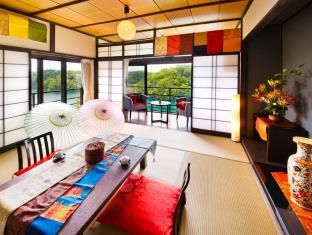 能登九十九湾 百楽荘