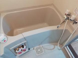 2 Sunny Room/5min from Subway and Airport Bus