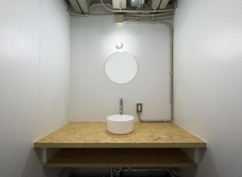 Common de - Hostel & Bar