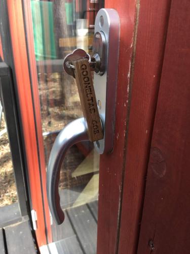 森のコンテナーハウス QOONELTAS