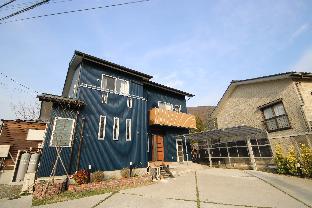 ［由布］一軒家（100m²）｜ 3ベッドルーム／3バスルーム