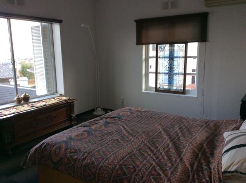 Jonni`s Place