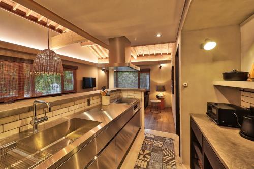 ADAN RESORT HANALI village sesokojima