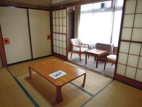 関本屋