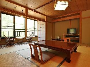源泉掛流しの湯めぐりテーマパーク 龍洞