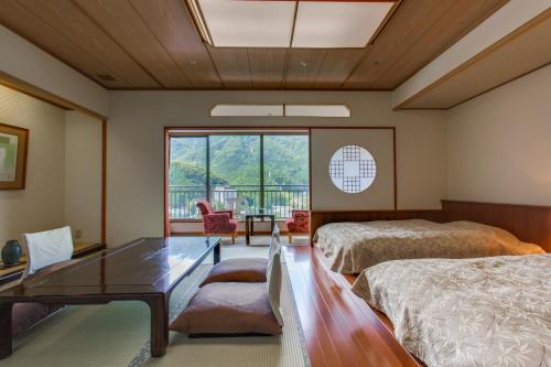 鬼怒川温泉 日光きぬ川ホテル三日月