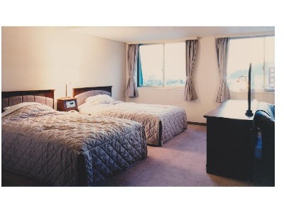 Harbor Plaza Hotel