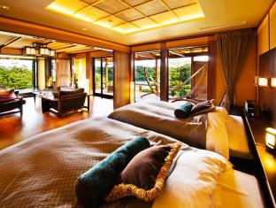 能登九十九湾 百楽荘