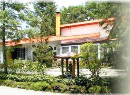 ペンション霊泉平右