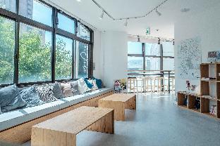 ブルーアワーカナザワ