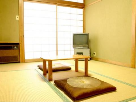 ハチ北高原 旅館 ささや