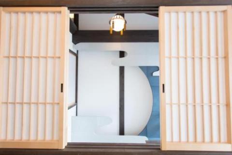 藏や　万里小路