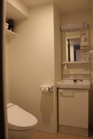 Shisaibashi Apartment · Dear Nana