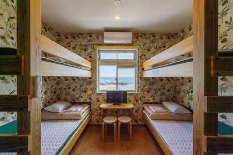 Aoshima Fisherman's Beachside Hostel & Spa