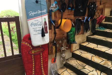 BeachHouse 1 with private beach and Free Kayak Rental