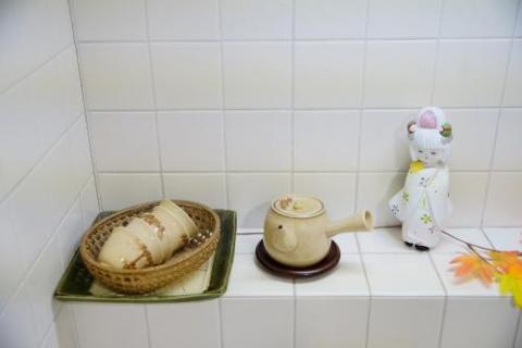 Sakura and Autumn leaves