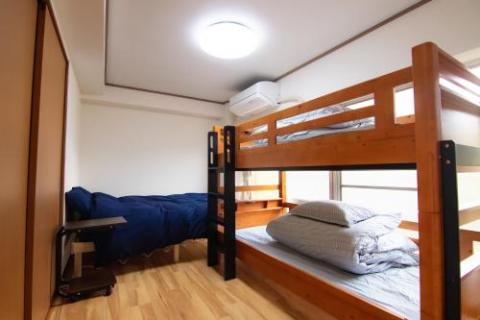 Yoyogi Apartment 2-401