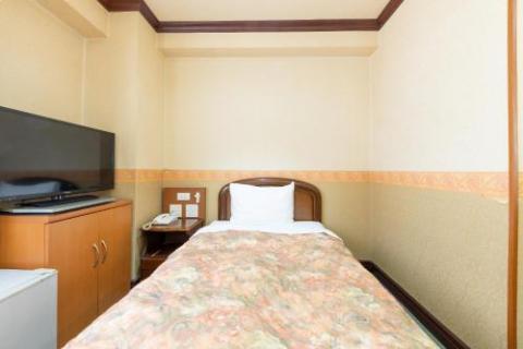 OYO Kawaguchi Station Hotel