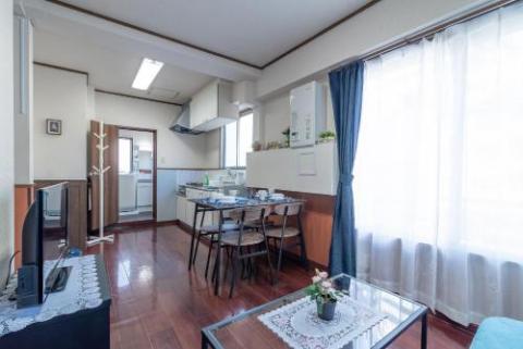 Iriya Cozy Apartment