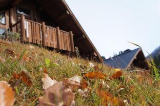 森のログホテル　カムループス