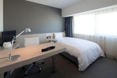 クロス・ウェーブ船橋