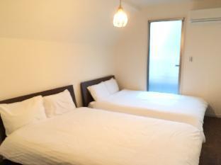 FJ30 Luxury Apartment.  Shinjuku 6 min