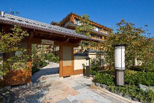 京都嵐山温泉 花伝抄